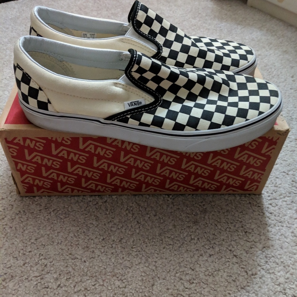 Classic Slip On checkerboard vans